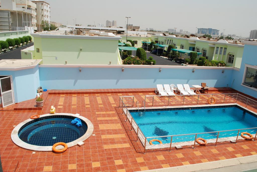 Al Waha Hotel Jiddah Esterno foto