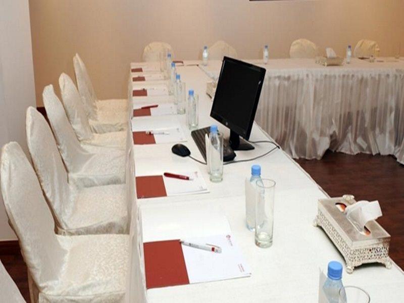 Al Waha Hotel Jiddah Esterno foto
