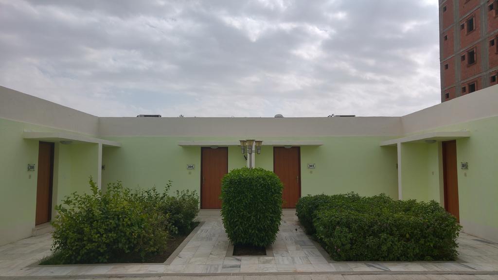Al Waha Hotel Jiddah Esterno foto