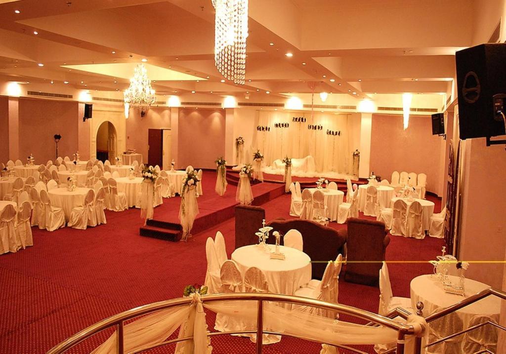 Al Waha Hotel Jiddah Esterno foto