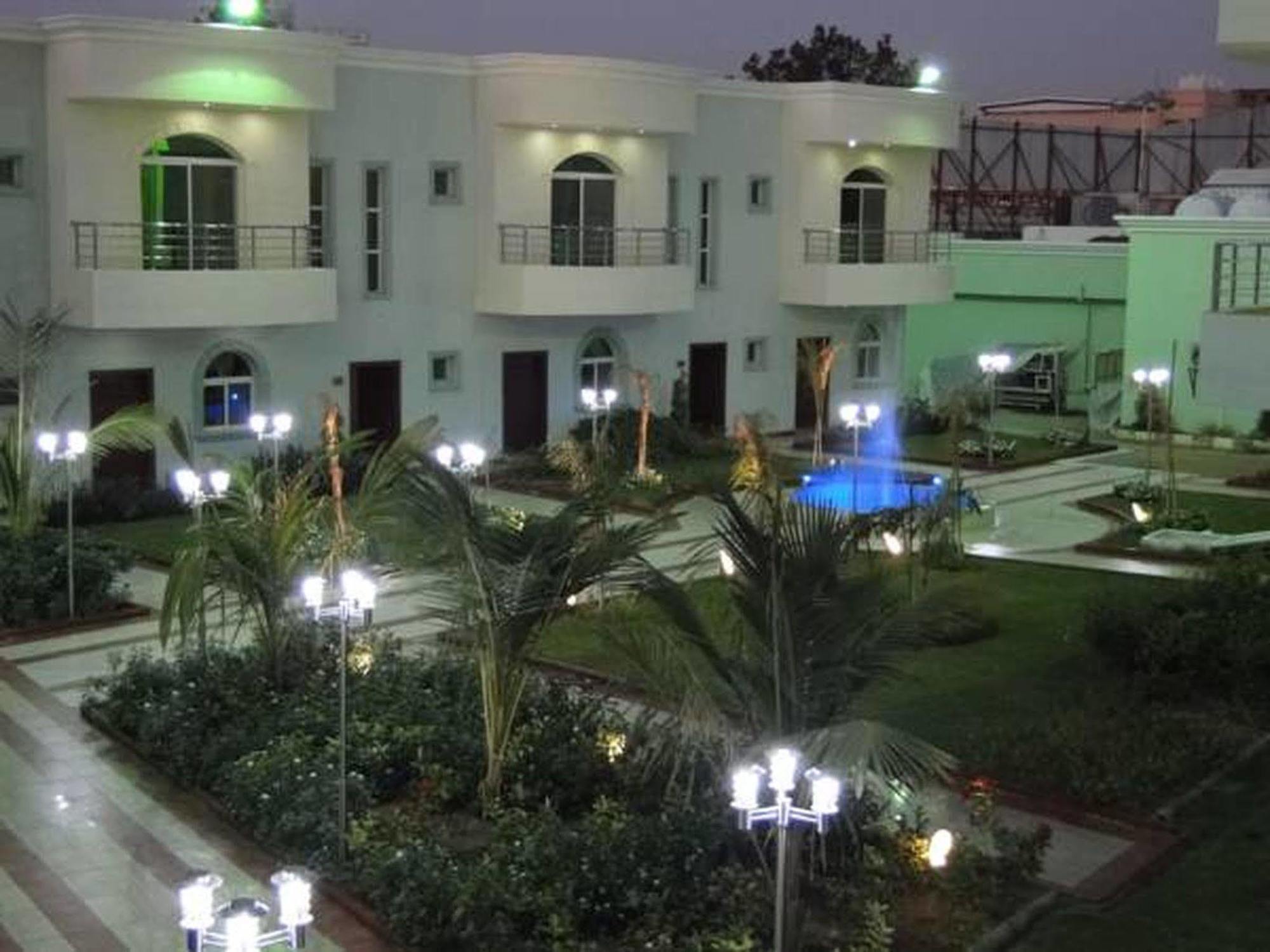 Al Waha Hotel Jiddah Esterno foto